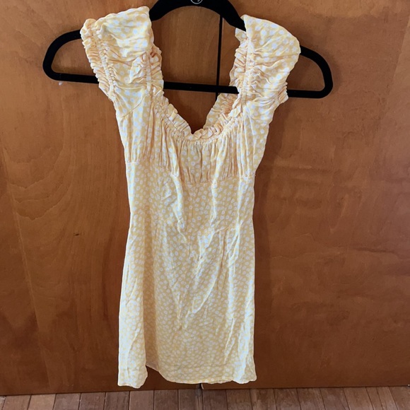 With Jean size small dress - Picture 2 of 3